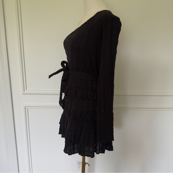 Hello Molly Elegant Black One-Shoulder Dress - Picture 10 of 13